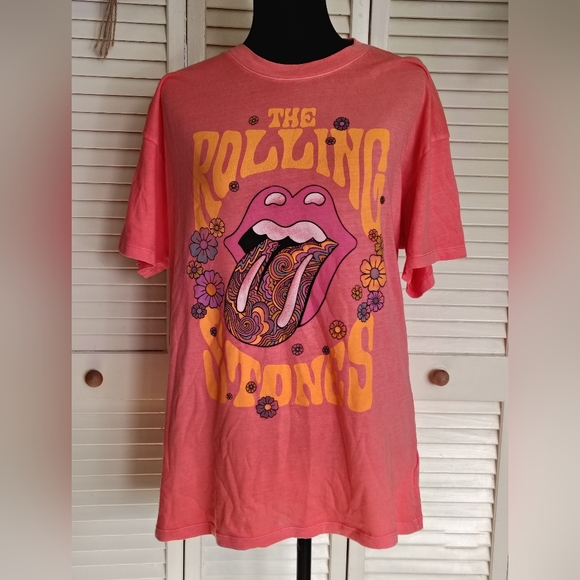 American Eagle Outfitters Tops - American Eagle Rolling Stones Oversized Graphic T-Shirt - Pink